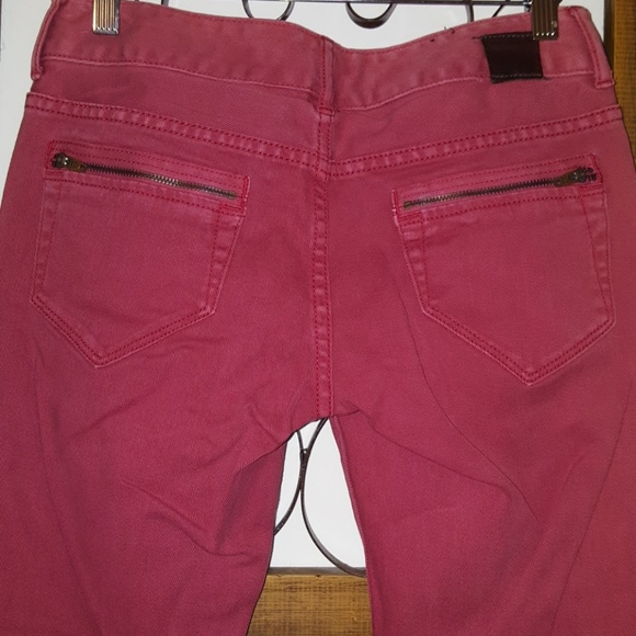 $5 ITEM. X2 Zelda Skinny jeans. MUST BUNDLE WITH OTHER ITEMS - Picture 7 of 8